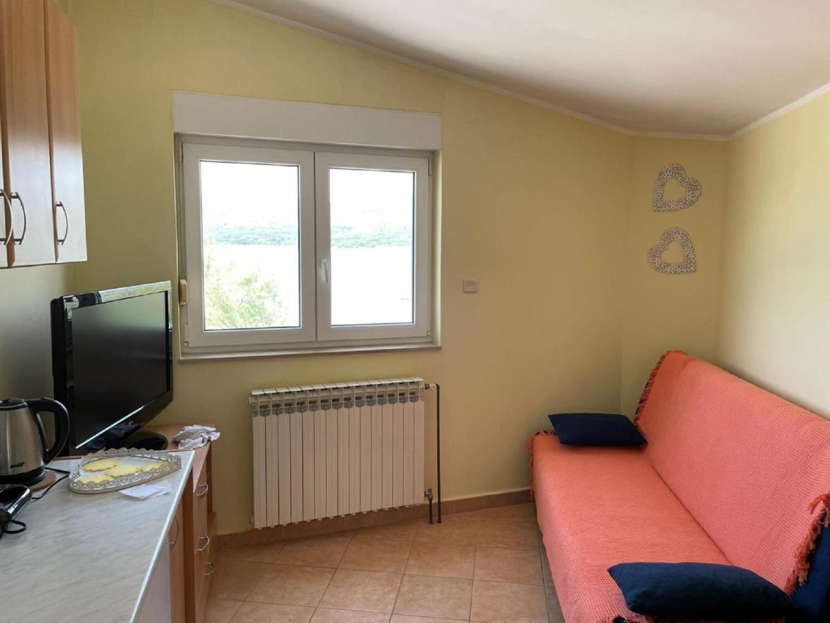 Apartman Luka Jadrtovac エクステリア 写真