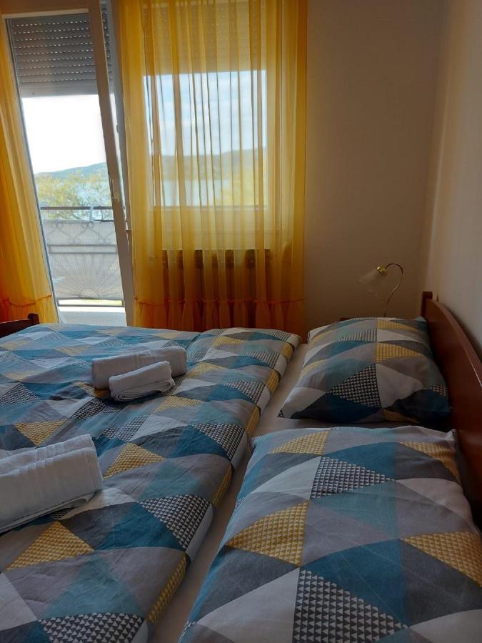 Apartman Luka Jadrtovac エクステリア 写真