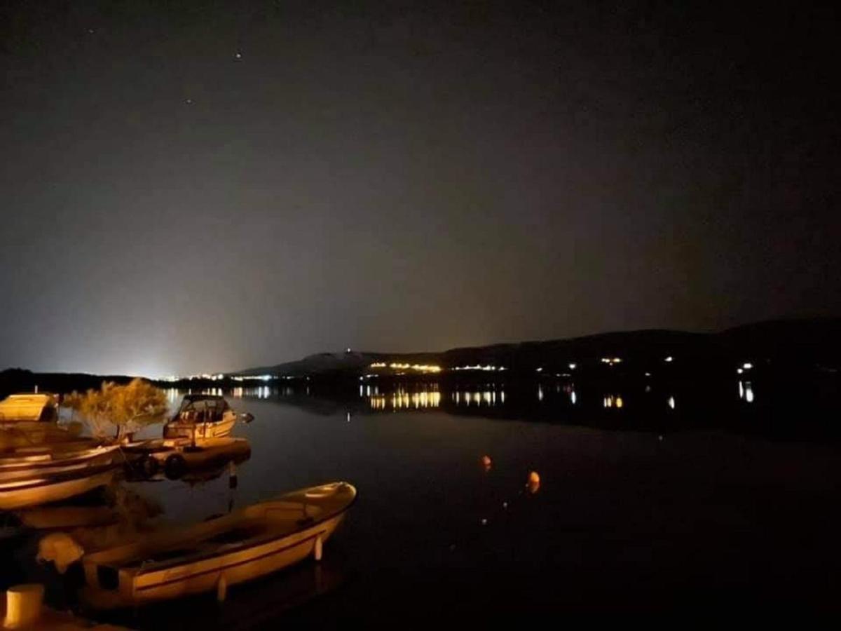 Apartman Luka Jadrtovac エクステリア 写真